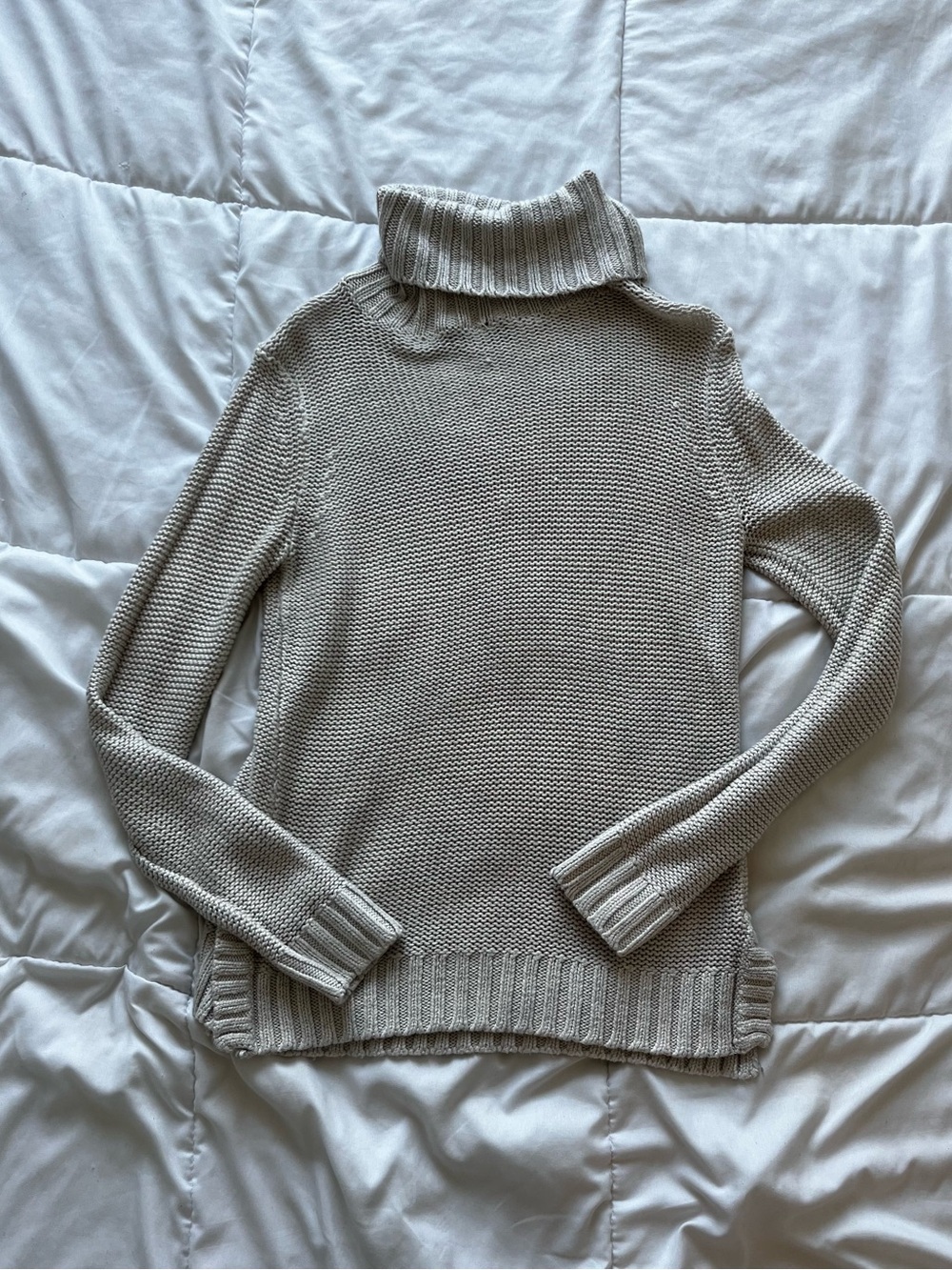 H&M Beige / Cream Chunky Knit Turtleneck Sweater Size Small